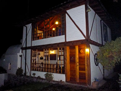 Casa Mojanda ved nattetide