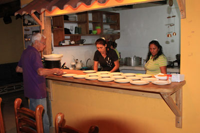Aftensspisning på Rancho Valle Negro