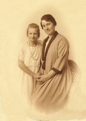 Ellen og Ane Nielsine til Ellens konfirmation