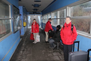 Vi satte bilen hos Lone og Troels i Husum og tog videre med S-tog og Metro