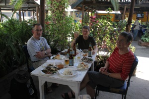 De serverer noget af det bedste mad, der kan f&aring;s i Arusha